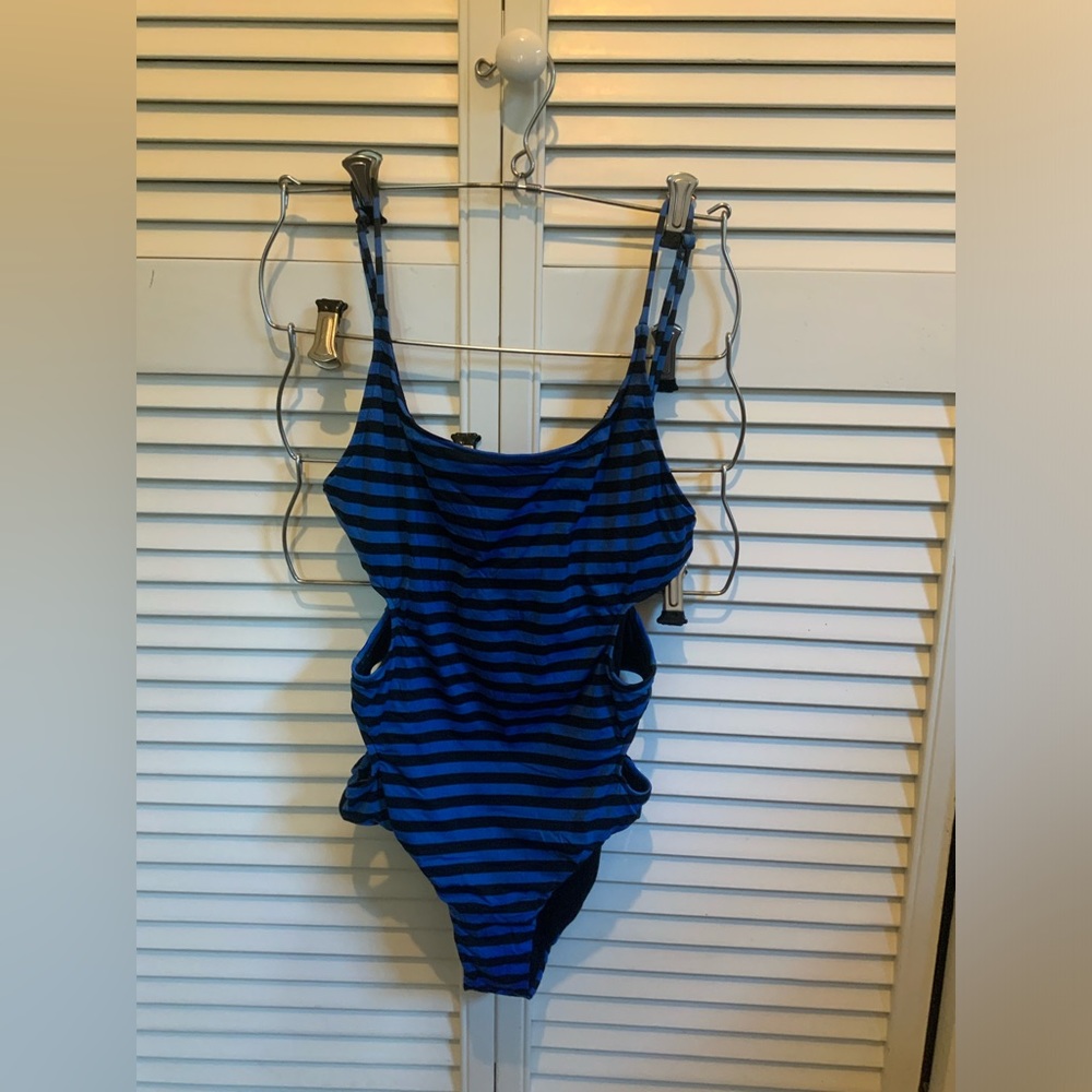 Insight cut out one-piece striped bathing suit Size S
